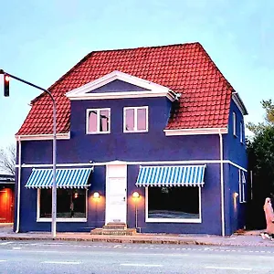 'blue House' In Vintage Villa&garden Kodaň